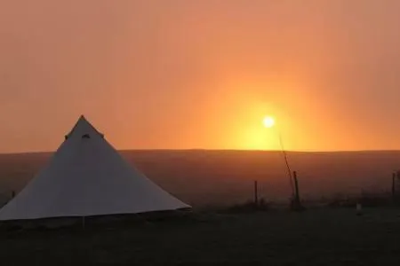 Flamborough Glamping Bell Tents Tente de luxe